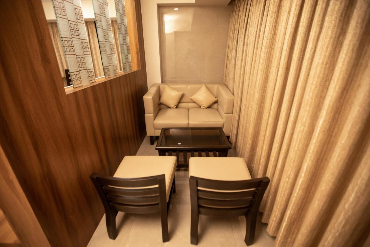 Hotel Naaz Executive Bombay Extérieur photo