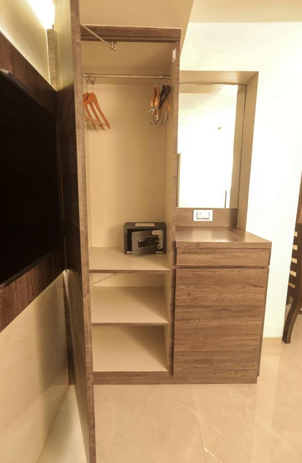 Hotel Naaz Executive Bombay Extérieur photo