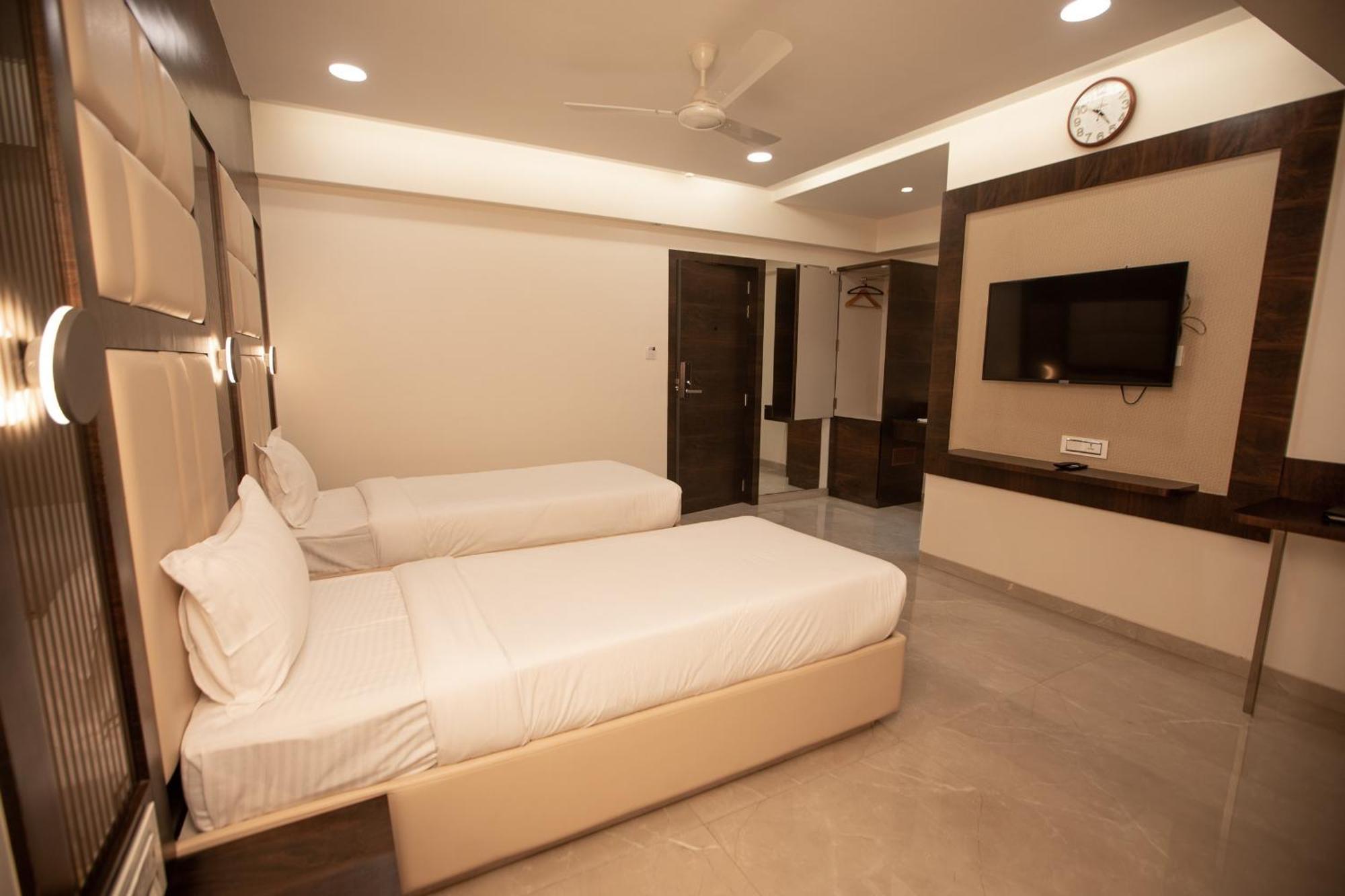 Hotel Naaz Executive Bombay Extérieur photo